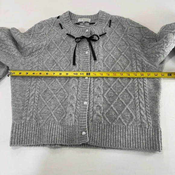 WAYF Cable Knit Cardigan Women XL Grey Pearl Button Bow Accent | Coquette - Picture 7 of 8